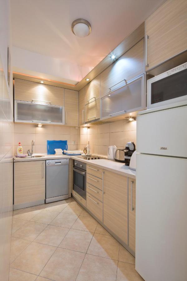 Lordor Apartment บุดวา ภายนอก รูปภาพ